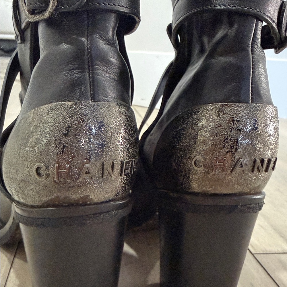 CHANEL Black Ankle Boots - Picture 4 of 16
